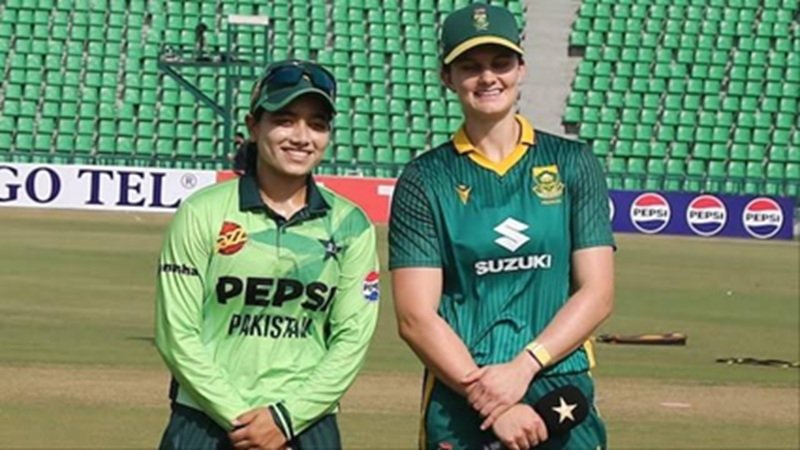 PAK W vs SA W